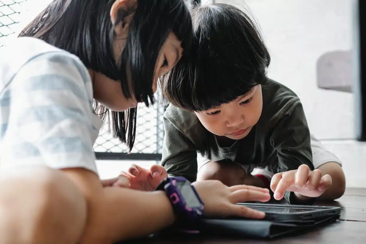 enfants  tablette