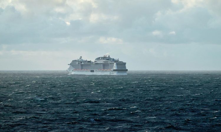 Découverte immersive du grand nord avec une croisière Polarfront !